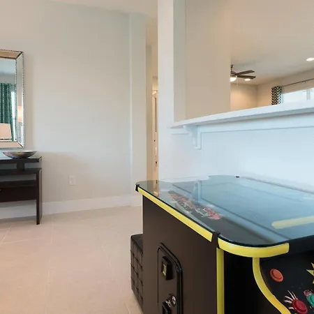 Stylish 6 Bdrm Home With Galactic Themed Bedroom At Encore